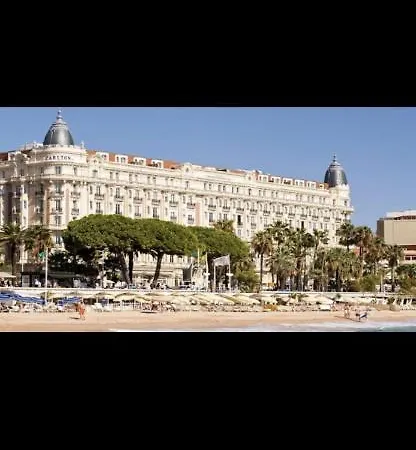 Lejlighed Centre Grand 3 Pieces A Pieds Cannes
